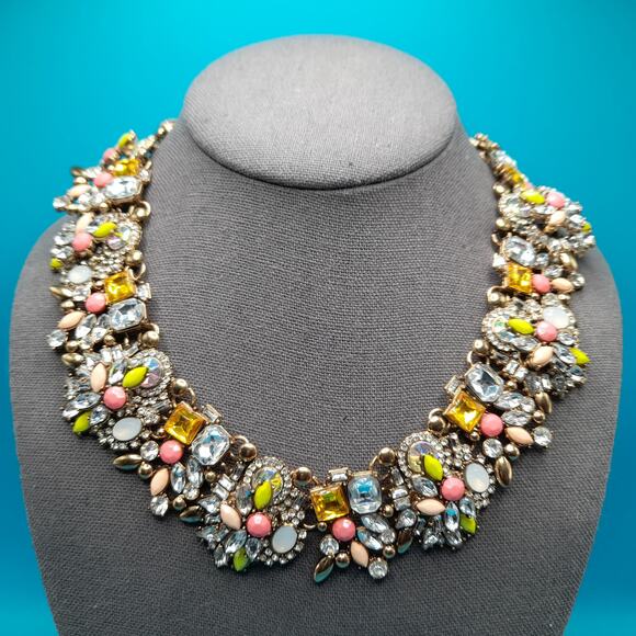 Pastel Clear Rhinestone Collar Necklace, Gold Tone, Link Wide Necklace - Picture 2 of 10